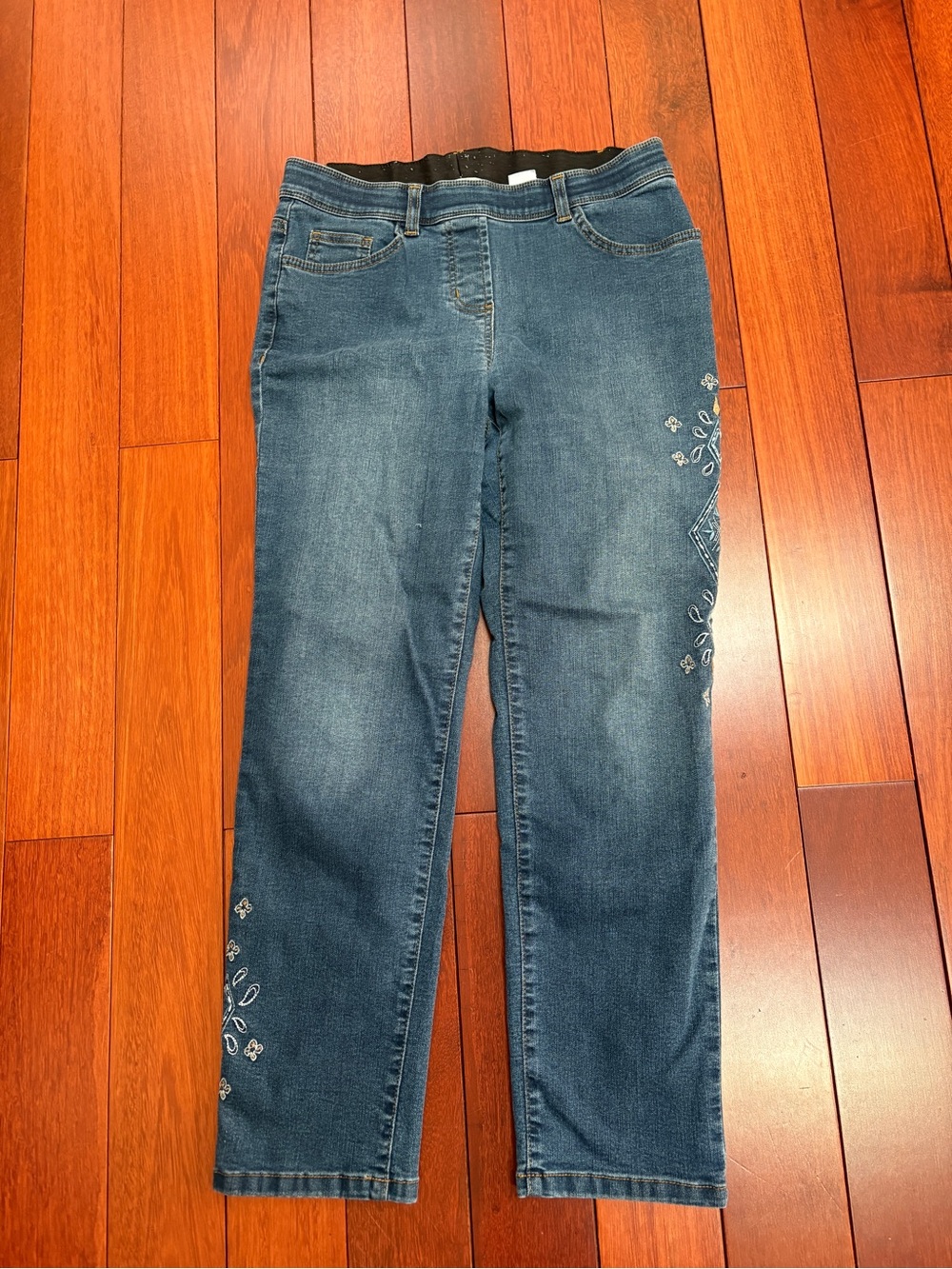 Alia Petite Dark Blue Embroidered Ankle Jeans 8P